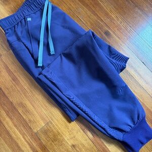 FIGS Tansen Scrub Pants - Purple Shadow - Size small